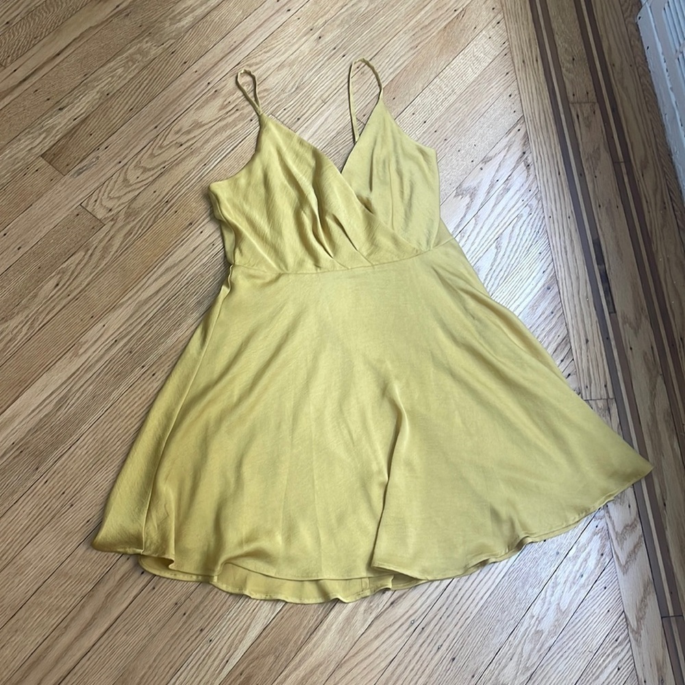 EXPRESS mustard yellow gold mini dress size medium